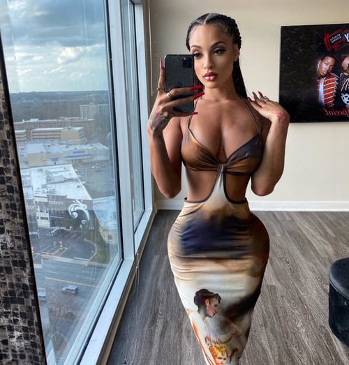 I am always in a cheerful mood, wet and horny 👅🍑🥰 go