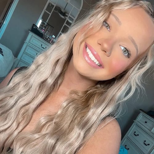 Available for hookup and massage 🍑 👅👅🍑🍆🍆💦💦face to face payment