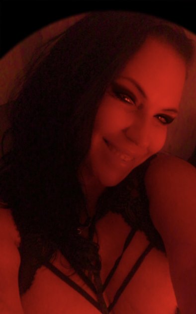 Sweet and affectionate  36 H-I all natural breast